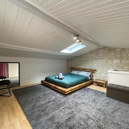 L'escale - Centre - Proche Gare Sncf - Wifi Apartment *
