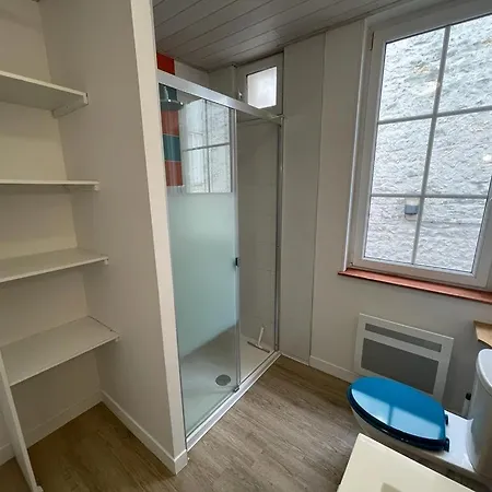 L'escale - Centre - Proche Gare Sncf - Wifi Apartment Niort